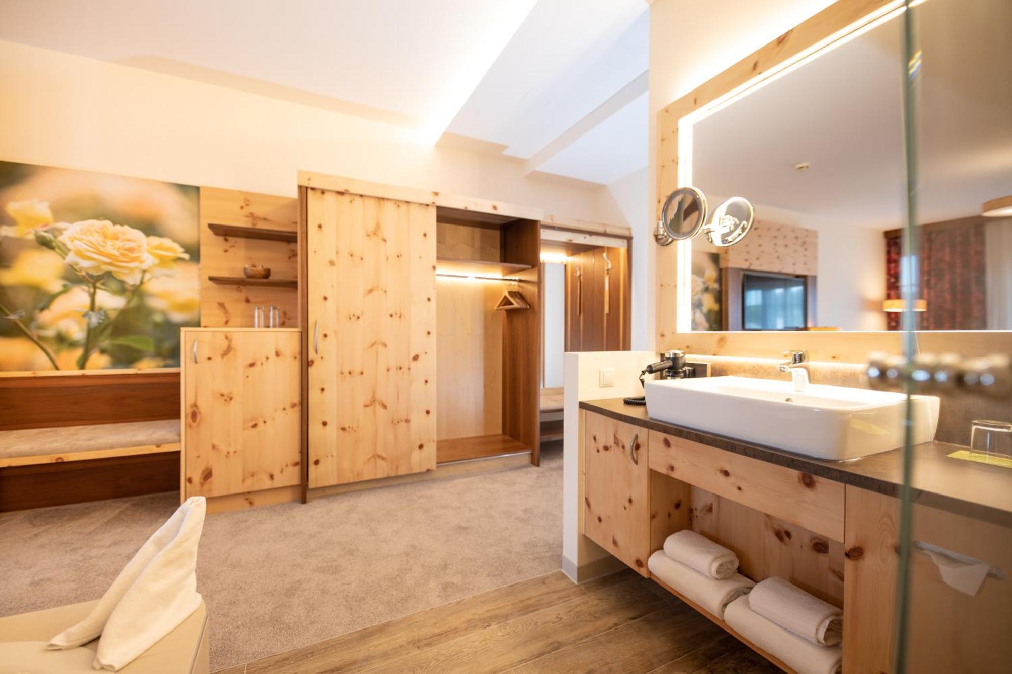Thermenhotel Puchasplus Щегерсбах Екстериор снимка