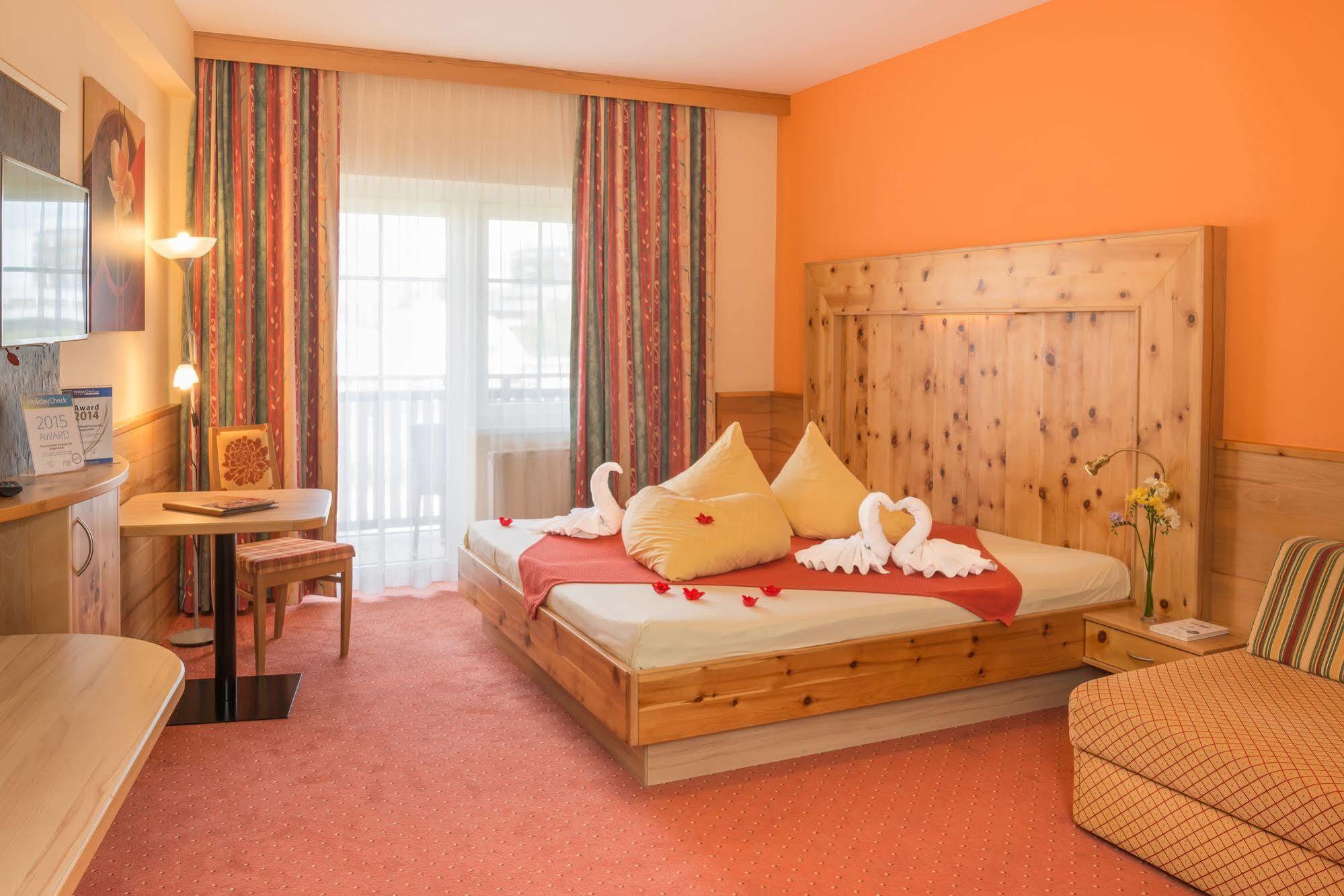 Thermenhotel Puchasplus Щегерсбах Екстериор снимка